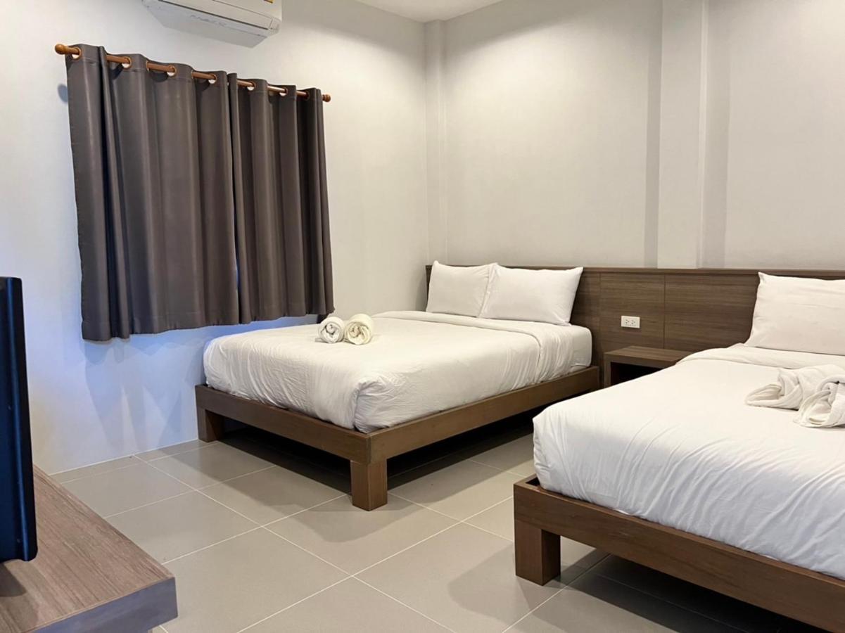 Mac'S Bay Resort Baan Tai Exterior photo