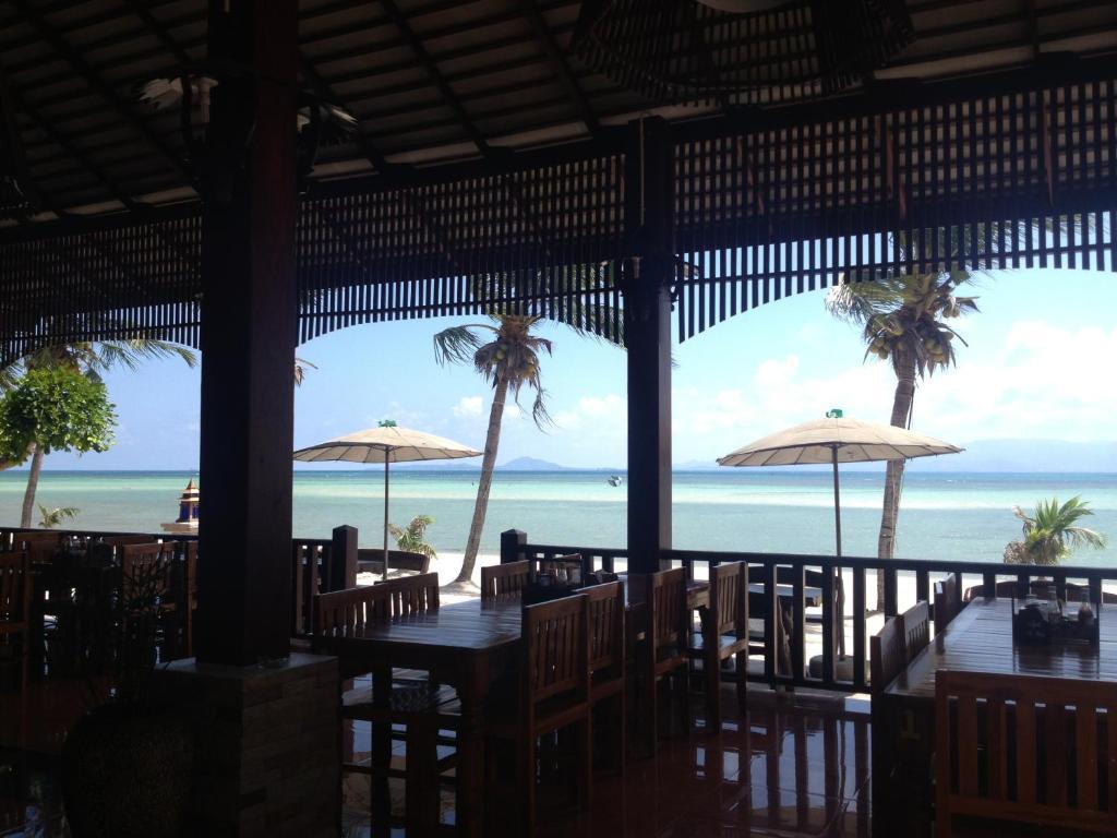 Mac'S Bay Resort Baan Tai Exterior photo