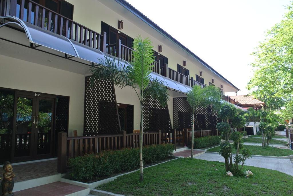 Mac'S Bay Resort Baan Tai Room photo