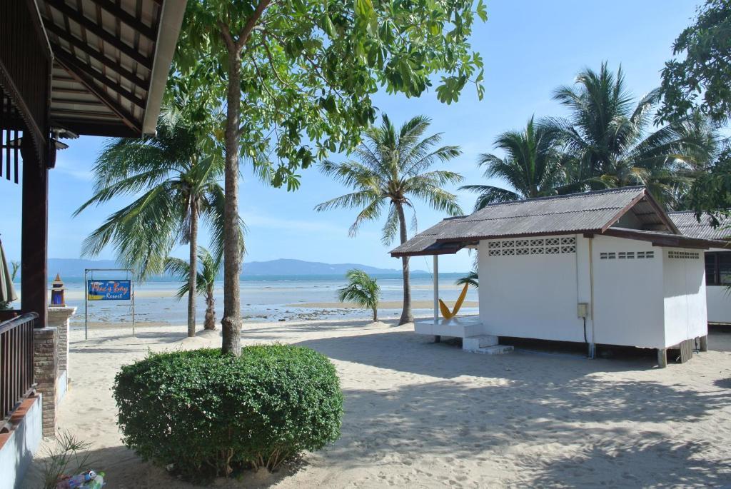 Mac'S Bay Resort Baan Tai Exterior photo